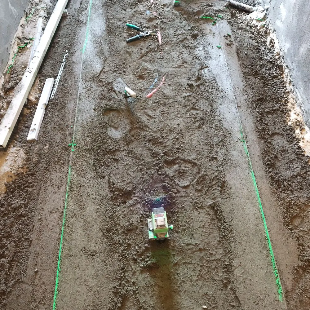 Livellamento laser del massetto — Bagno a San Mauro Torinese