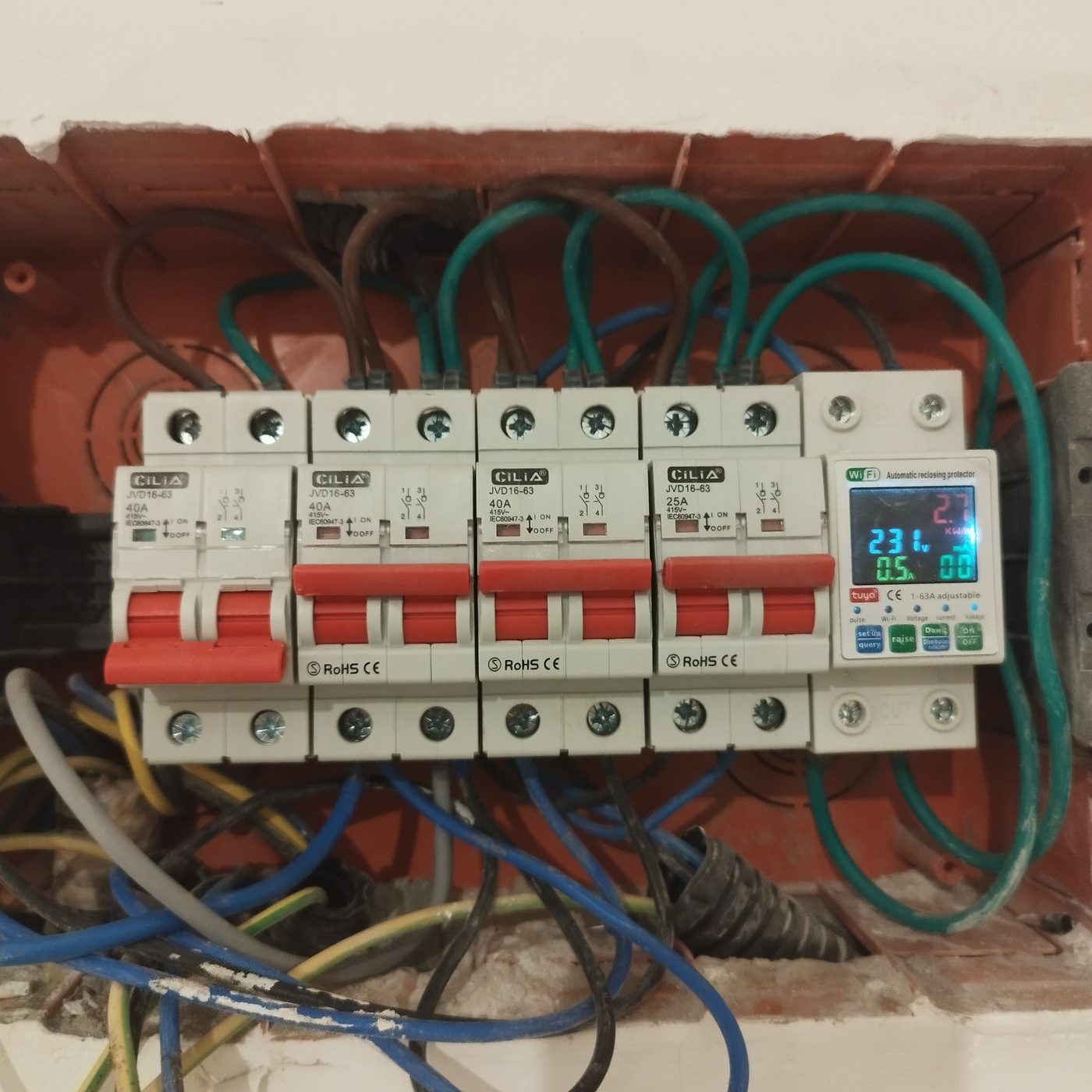 Impianti elettrici e termoidraulici a Torino