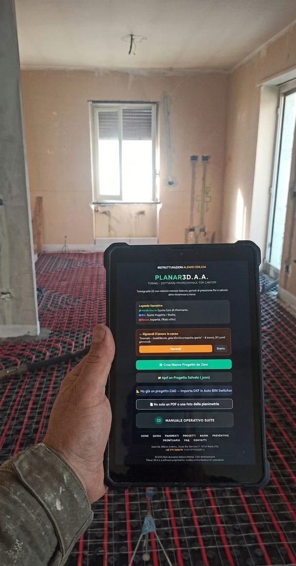 Planar3D aperto su tablet in un cantiere di ristrutturazione a Torino, sopra un impianto di riscaldamento a pavimento prima del massetto